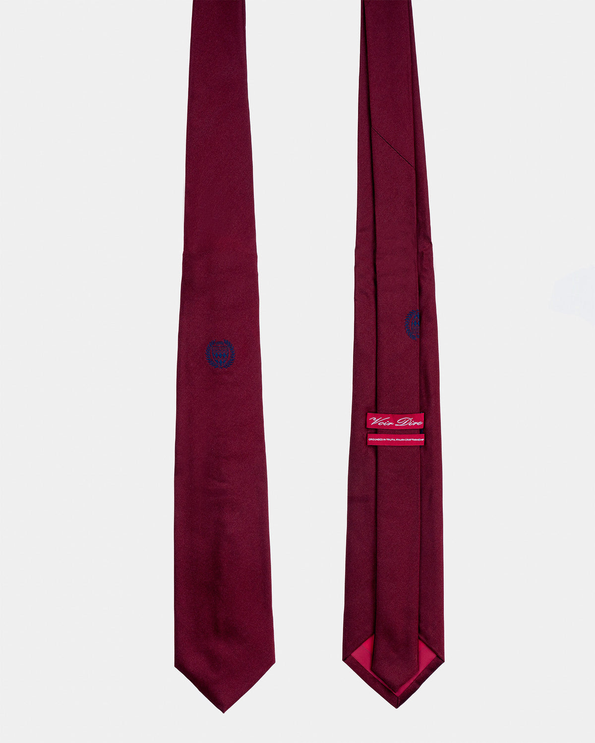 Voir Dire Crest Tie